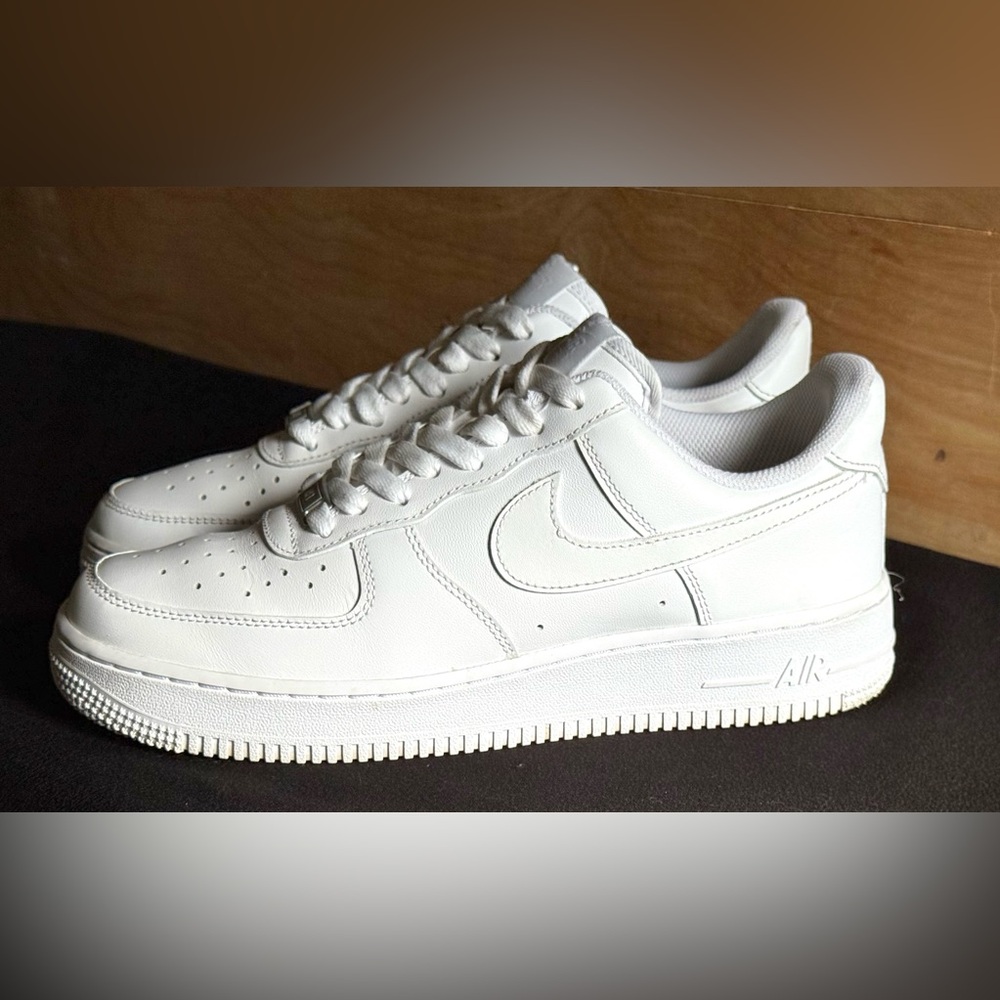 NIKE AIR FORCE 1’S, AF1’S, Leather tennis shoes, white Nike